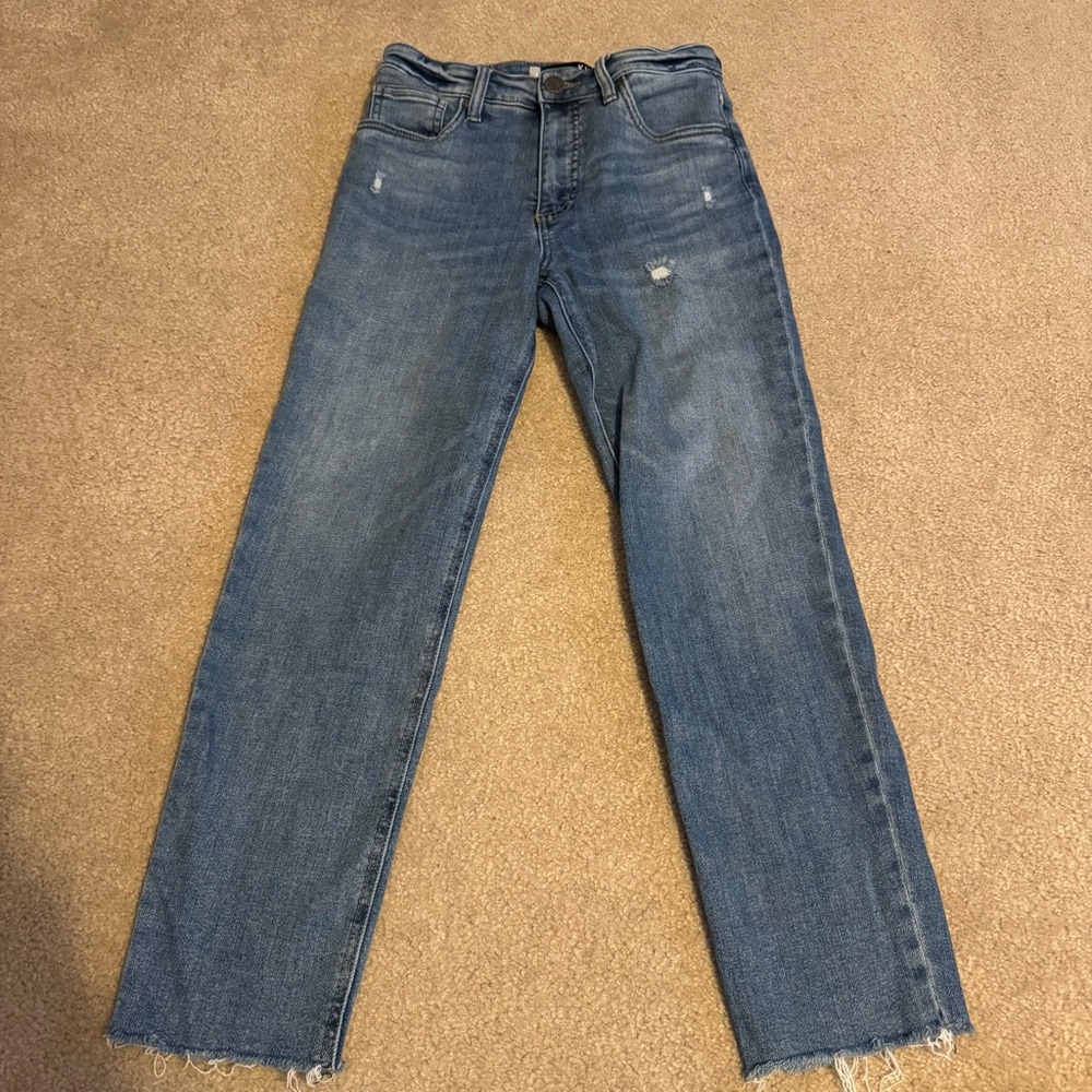 Kut from the Kluth Rachael Fab AB High Rise Mom Jean